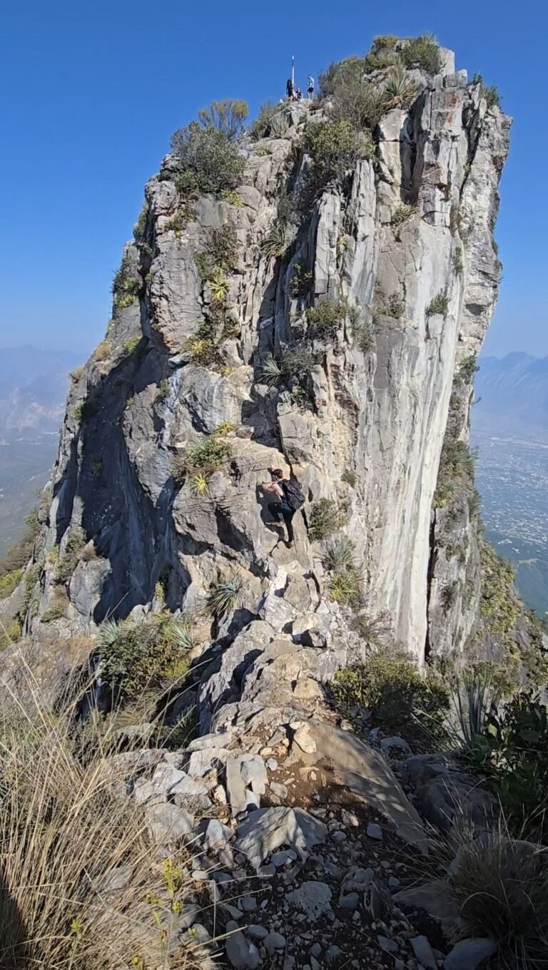 La M in Chipinque: guide to one of Monterrey's classic routes